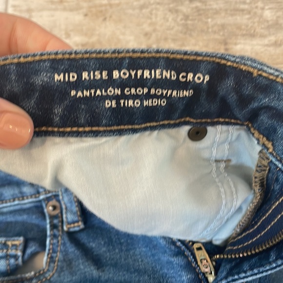 Perfect Mid Rise Cropped Distressed Boyfriend jean - Picture 8 of 9